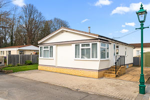 Photo 18- click for photo gallery